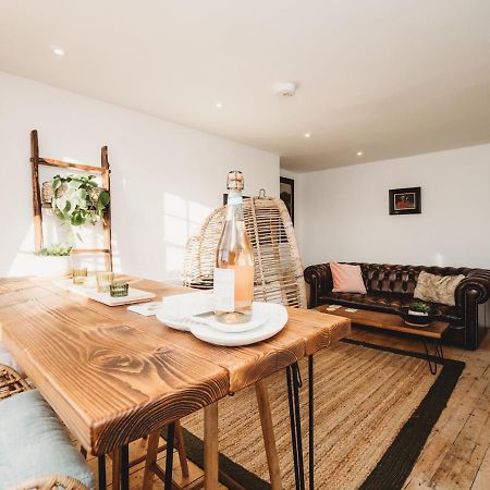 Pass The Keys Stylish 2 Bed Eco Flat In The Heart Of Bath Apartment Bagian luar foto