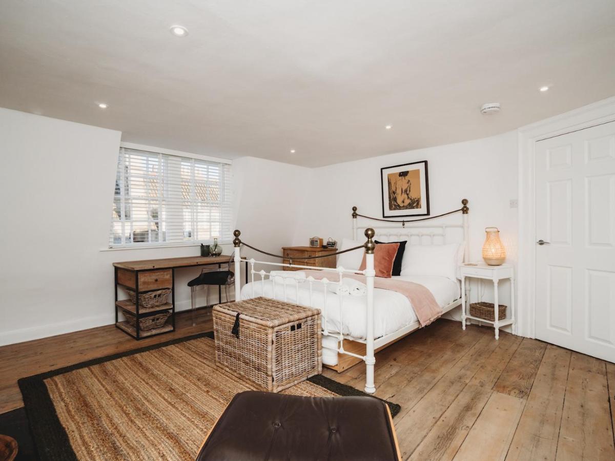 Pass The Keys Stylish 2 Bed Eco Flat In The Heart Of Bath Apartment Bagian luar foto