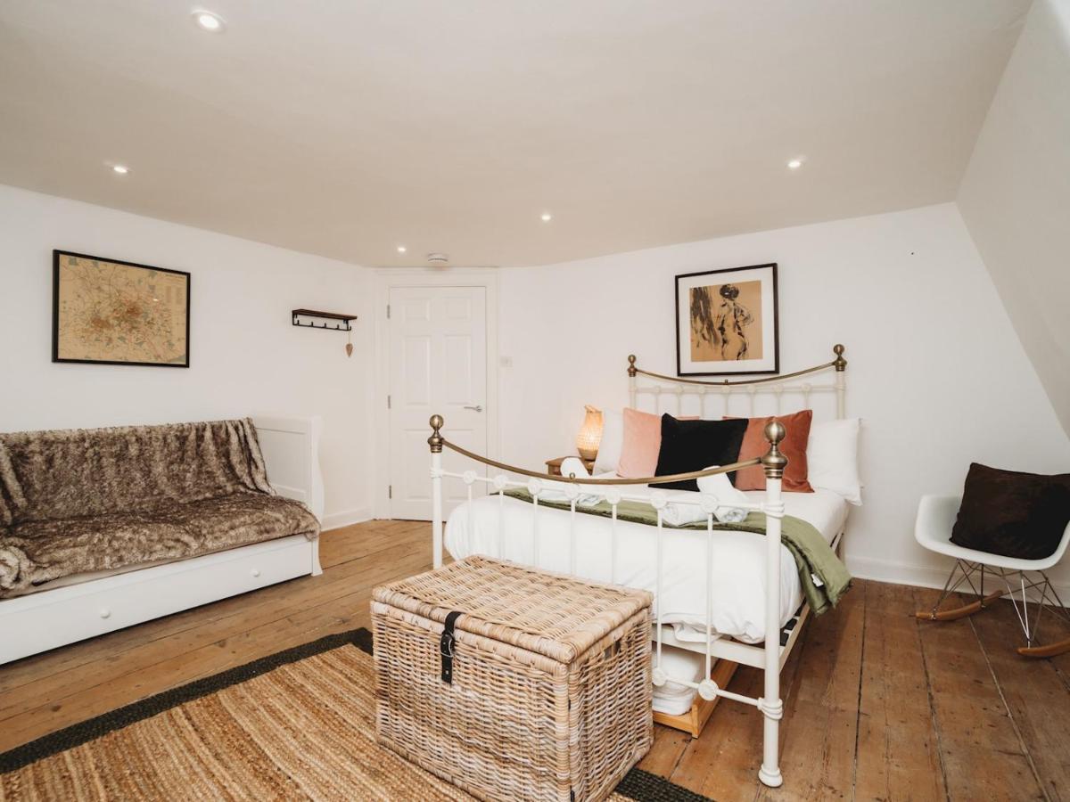 Pass The Keys Stylish 2 Bed Eco Flat In The Heart Of Bath Apartment Bagian luar foto