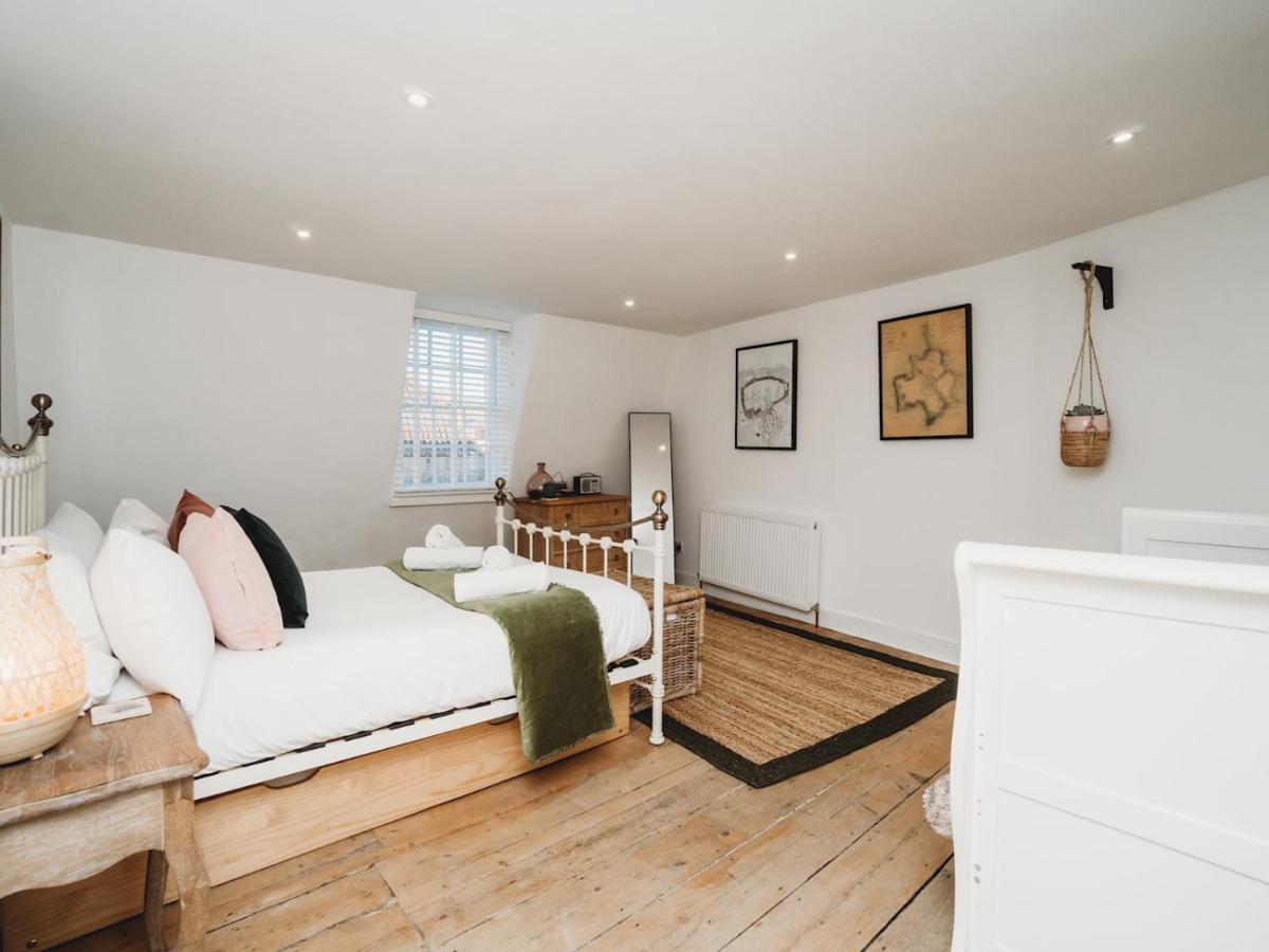 Pass The Keys Stylish 2 Bed Eco Flat In The Heart Of Bath Apartment Bagian luar foto